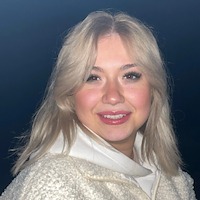Няня, территория ОНТ Константиновец-1, 12-я линия, Домодедово, Яна Олеговна