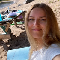 Домработница, Санкт-Петербург, набережная реки Каменки, Парголово, Маргарита
