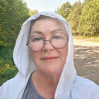 Няня, Санкт-Петербург, Петергофское шоссе, Сосновая поляна, Мия